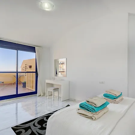 Spectacular Sea View Duplex - Near Duquesea Port, Manilva